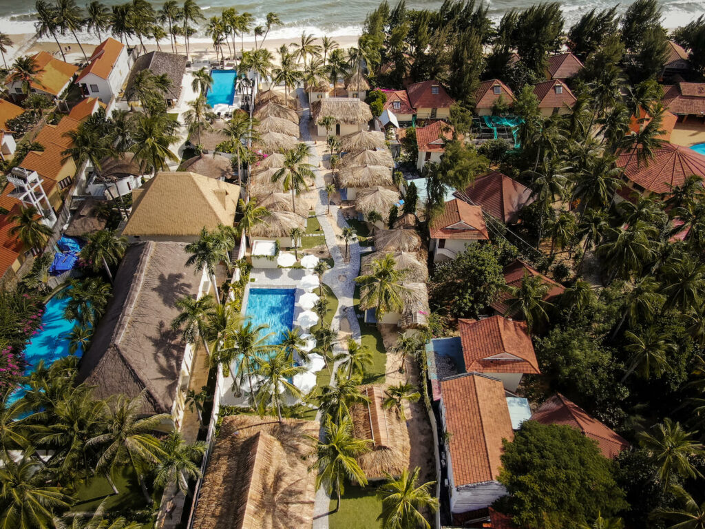 Home - Coco Cottage Beachfront Resort