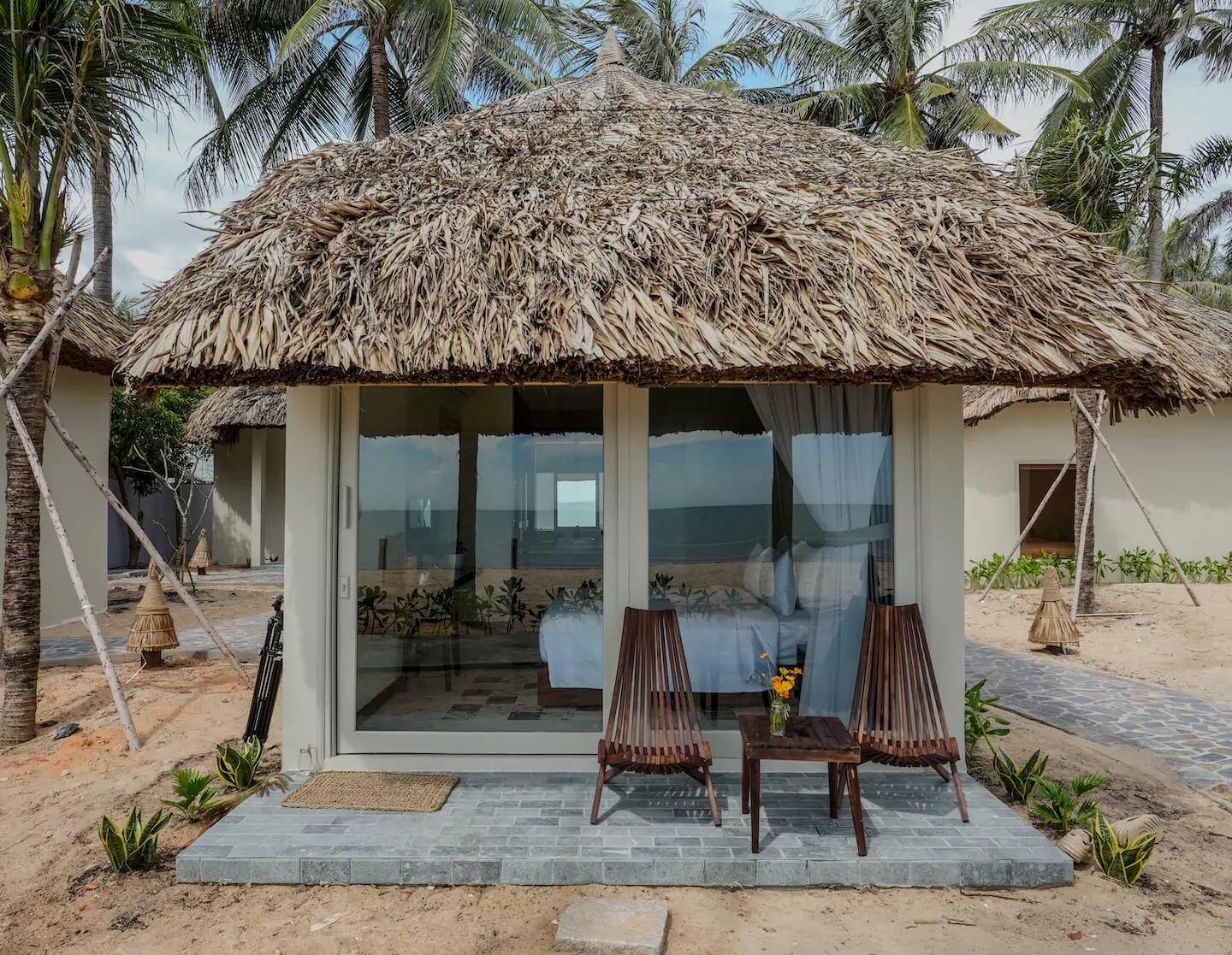 View full-size image